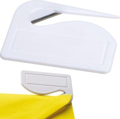 Brieföffner mit Metallklinge